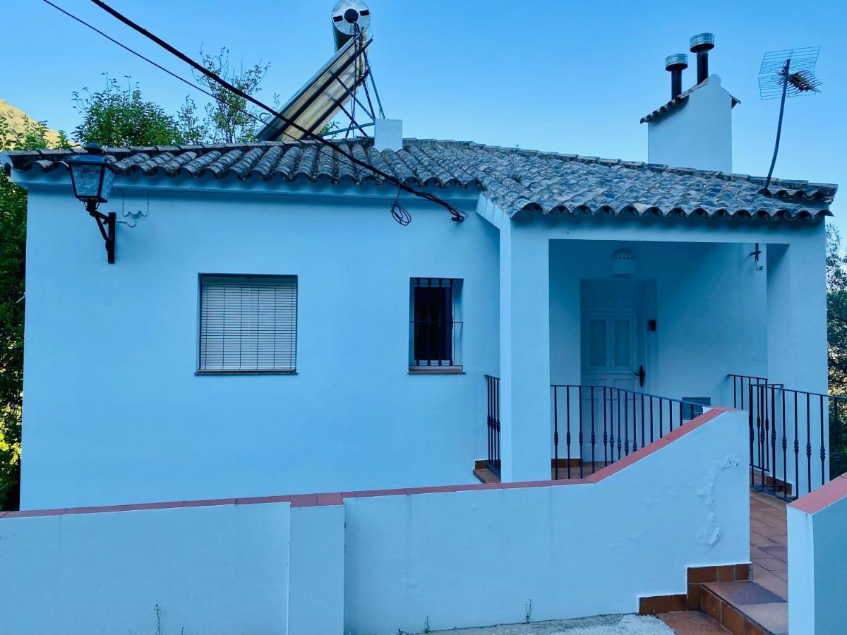 Stay Wild En Las Casitas De Huerta Arriba Benamahoma Ngoại thất bức ảnh