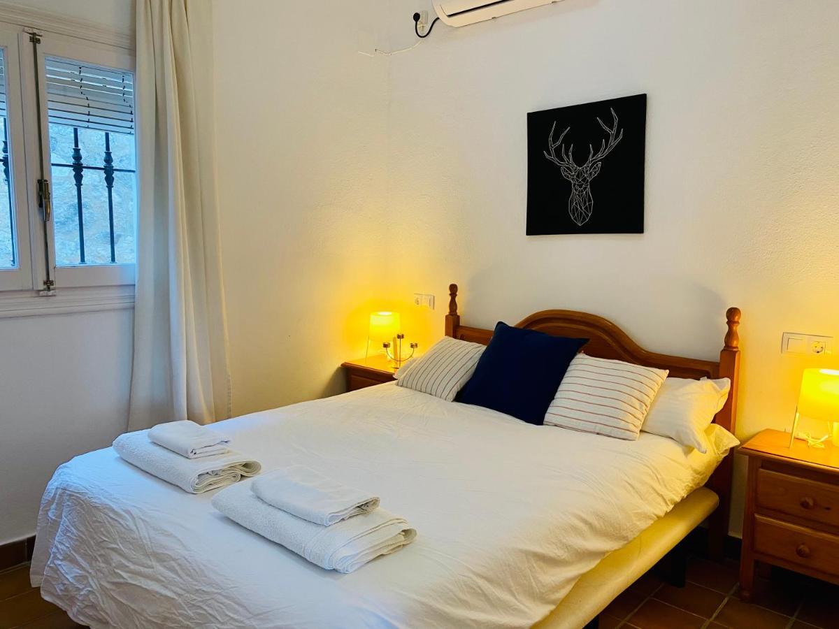 Stay Wild En Las Casitas De Huerta Arriba Benamahoma Ngoại thất bức ảnh
